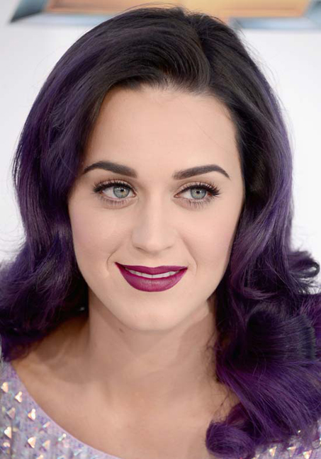 Katy Perry is unrecognizeable without makeup